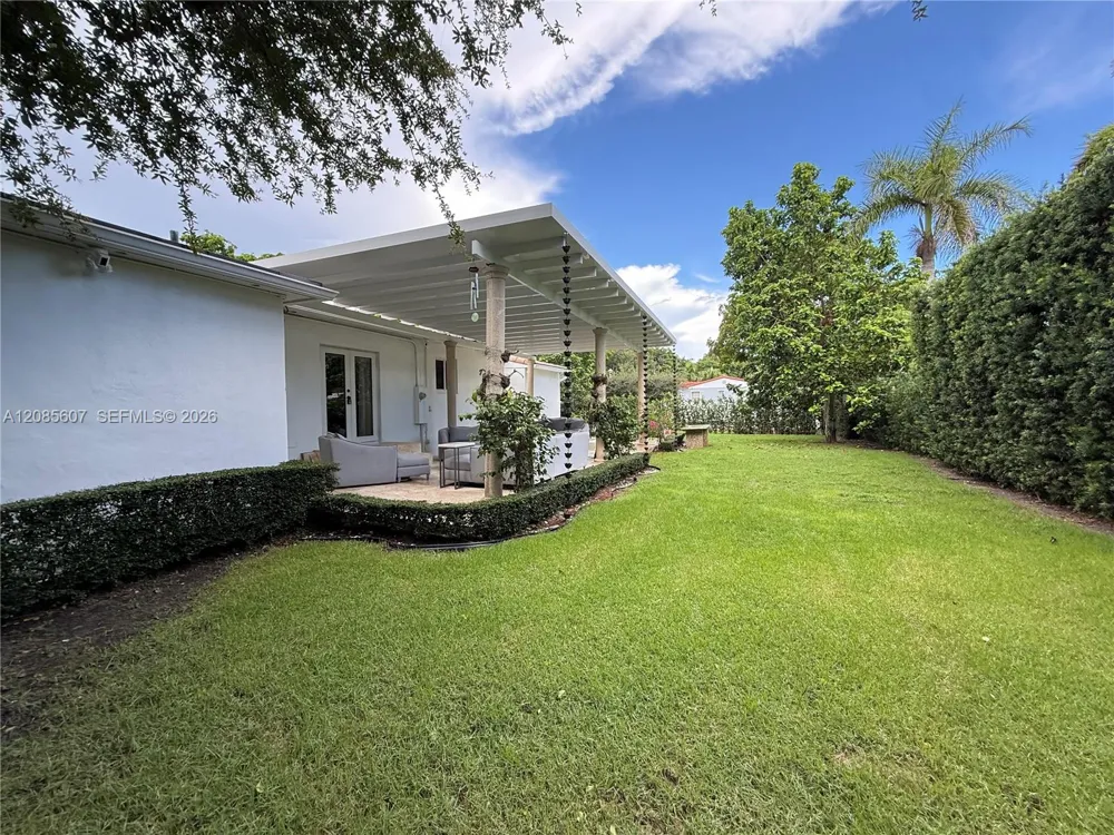 2001 Coral Gate Dr Miami, FL 33145