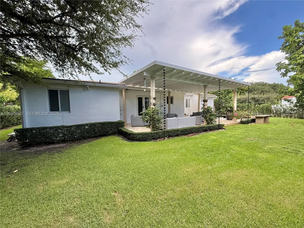 2001 Coral Gate Dr Miami, FL 33145