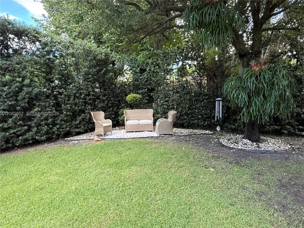2001 Coral Gate Dr Miami, FL 33145