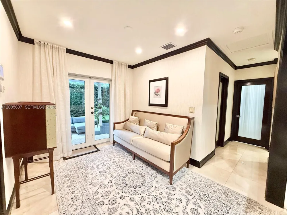 2001 Coral Gate Dr Miami, FL 33145