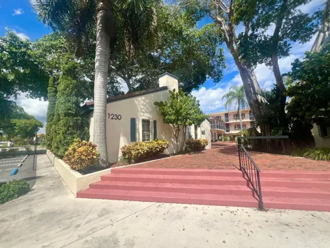 1230 S Federal Highway #101, 102
