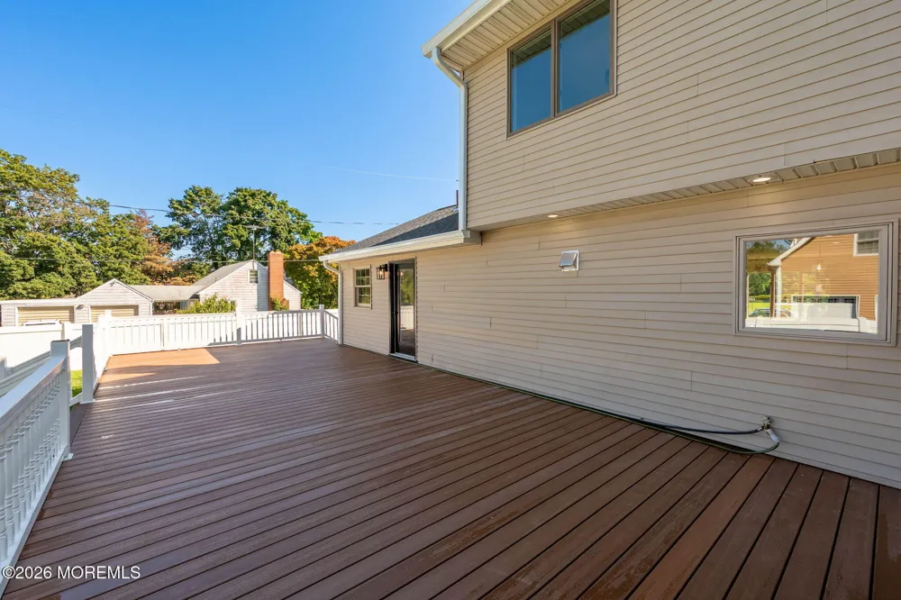 31 Hosford Avenue Leonardo, NJ 07737