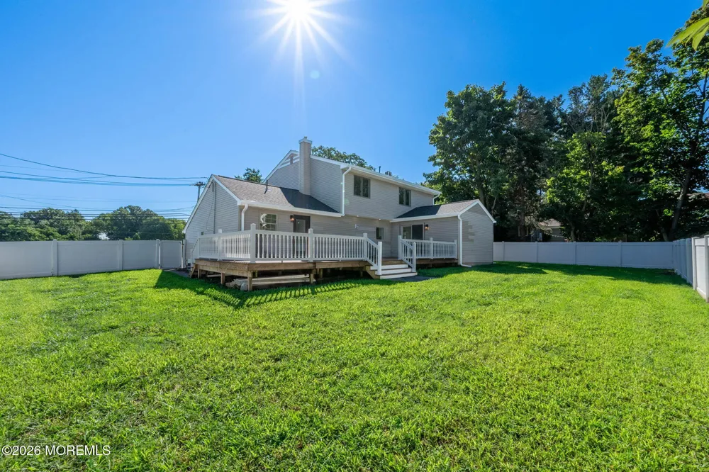 31 Hosford Avenue Leonardo, NJ 07737