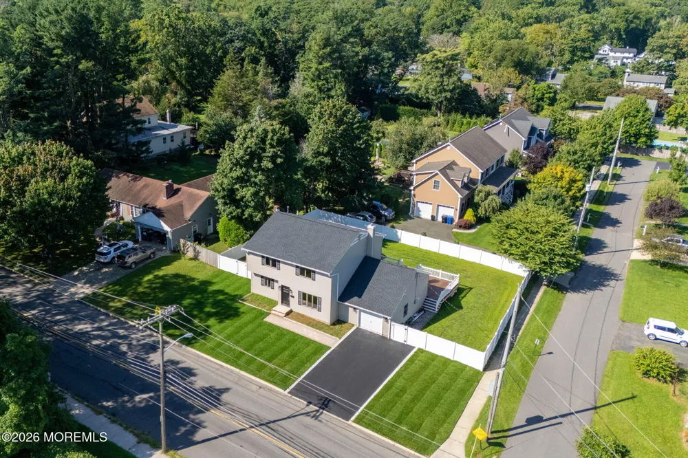 31 Hosford Avenue Leonardo, NJ 07737