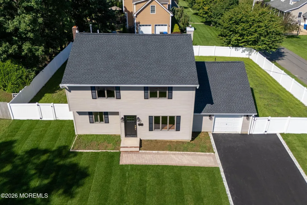 31 Hosford Avenue Leonardo, NJ 07737