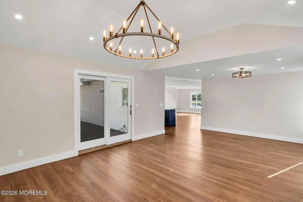 31 Hosford Avenue Leonardo, NJ 07737