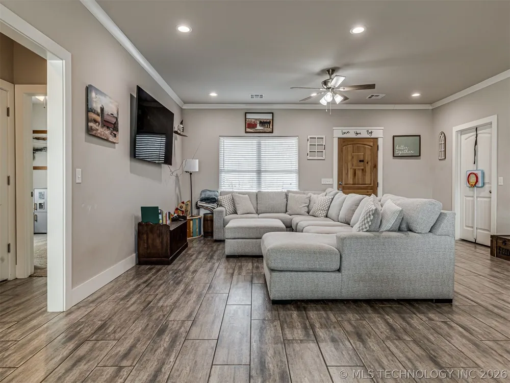 11951 Oswego Avenue Sperry, OK 74073