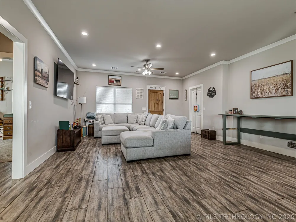 11951 Oswego Avenue Sperry, OK 74073