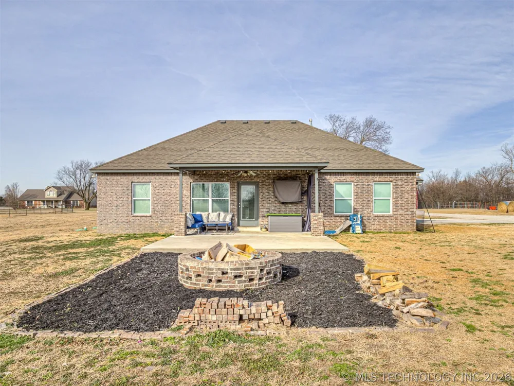 11951 Oswego Avenue Sperry, OK 74073