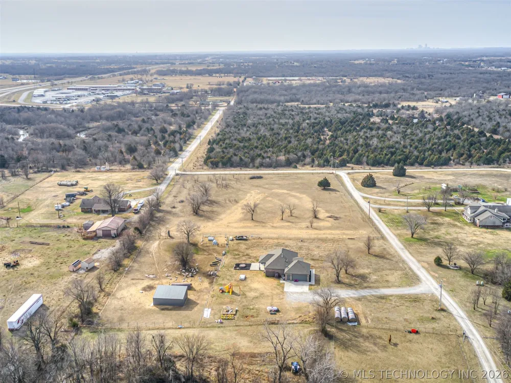 11951 Oswego Avenue Sperry, OK 74073