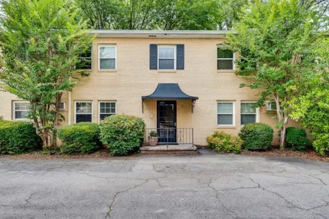 1048 Saint Charles Avenue NE #7