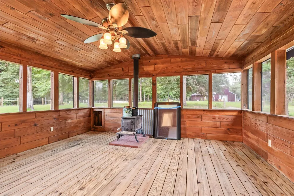 375 Private Road 6328 Jasper, TX 75951