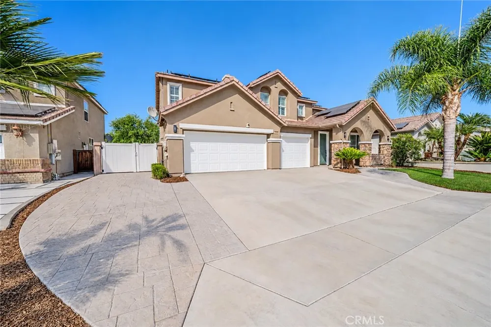 1833 Crane San Jacinto, CA 92583