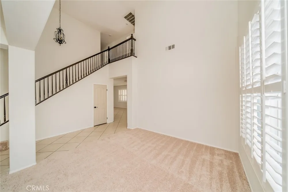 1833 Crane San Jacinto, CA 92583