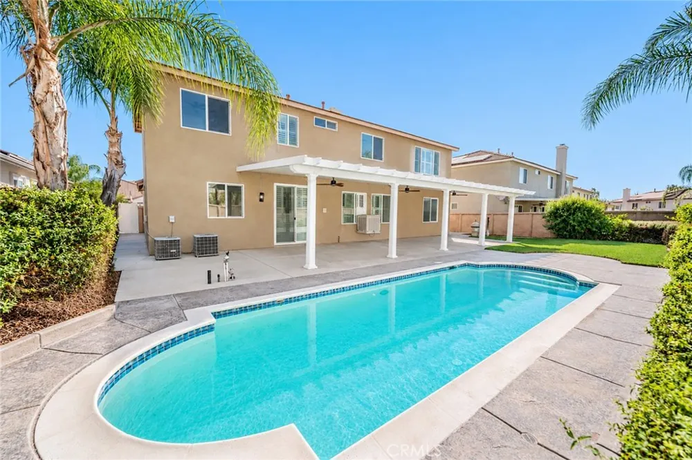 1833 Crane San Jacinto, CA 92583