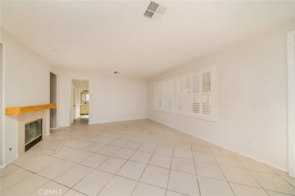 1833 Crane San Jacinto, CA 92583