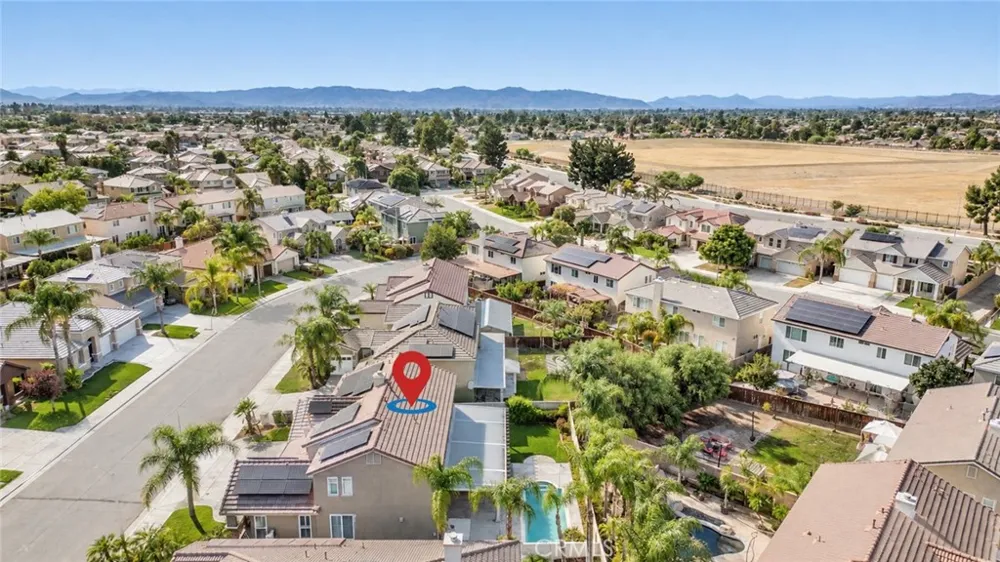1833 Crane San Jacinto, CA 92583