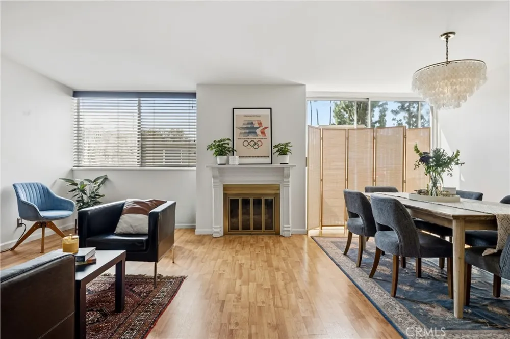 14141 Dickens #312 Sherman Oaks, CA 91423