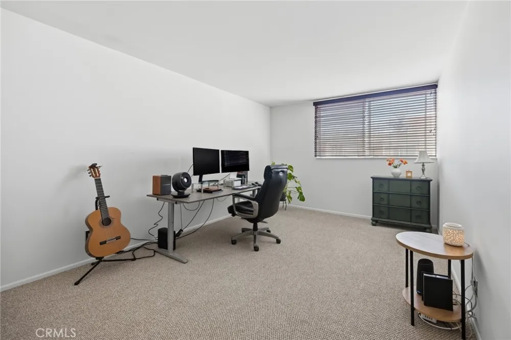 14141 Dickens #312 Sherman Oaks, CA 91423