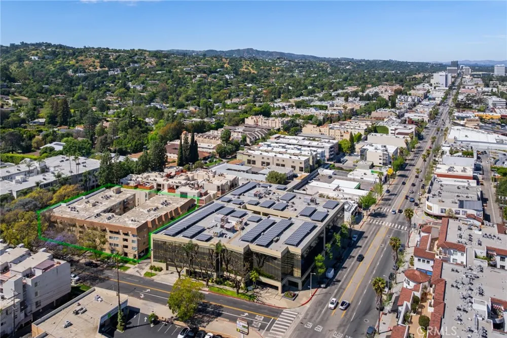 14141 Dickens #312 Sherman Oaks, CA 91423