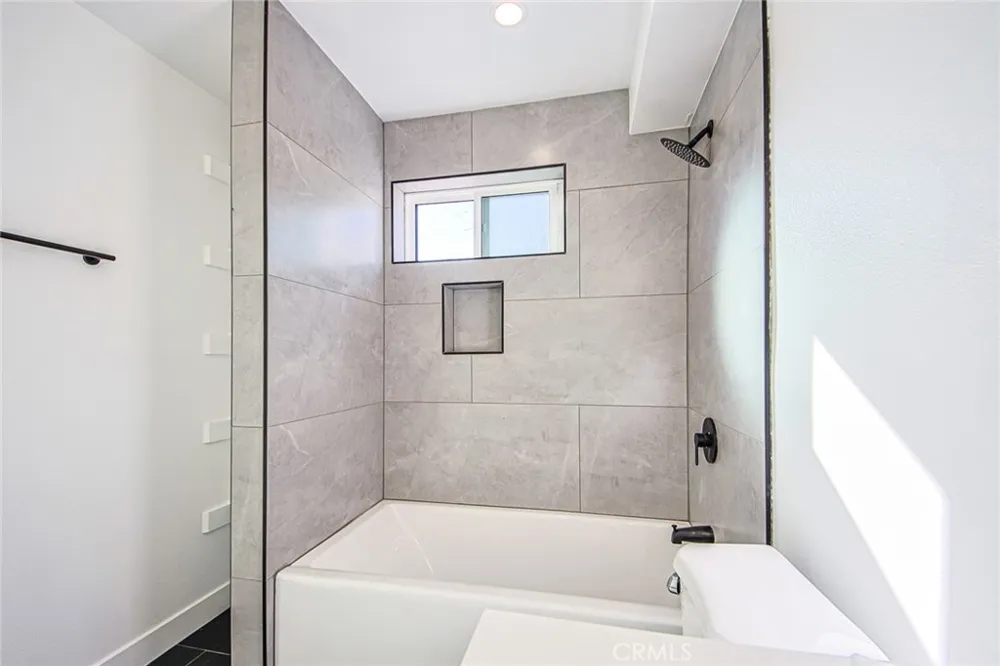 5707 Auckland #5709-1 North Hollywood, CA 91601