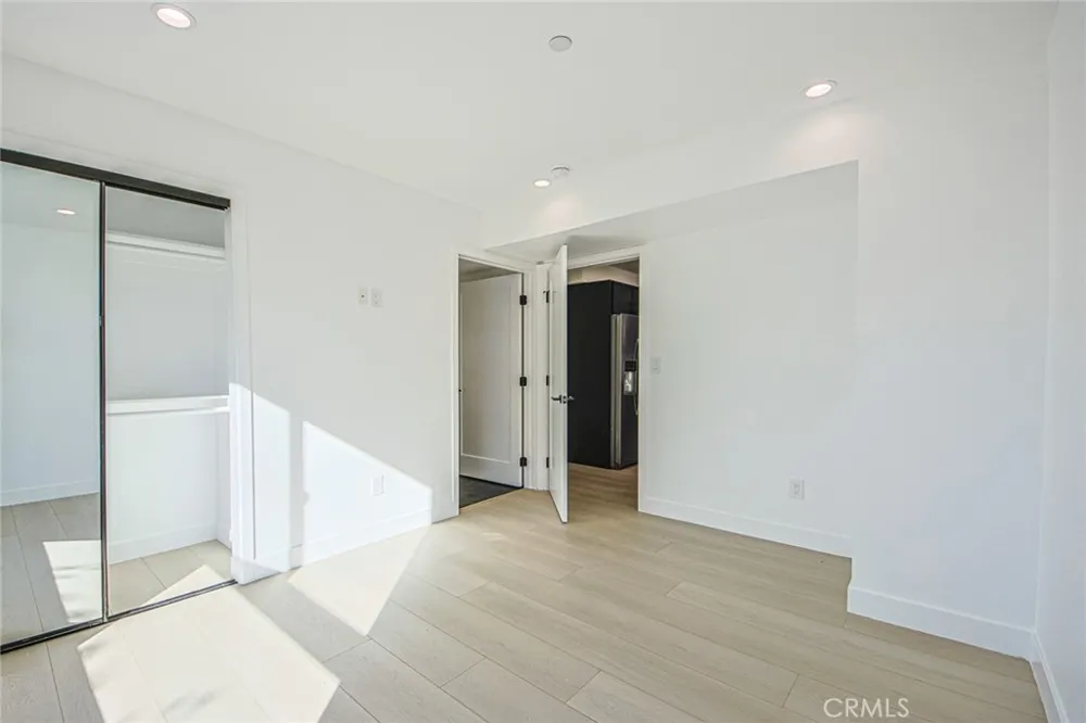 5707 Auckland #5709-1 North Hollywood, CA 91601