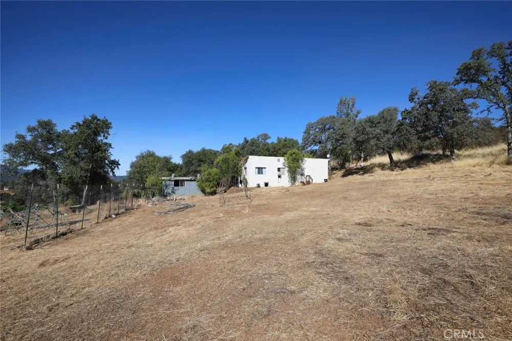16010 Davis Ave Clearlake, CA 95422
