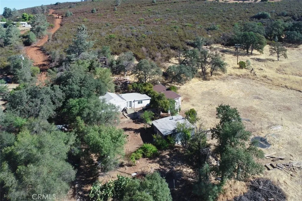 16010 Davis Ave Clearlake, CA 95422