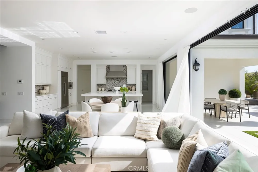 104 Interstellar Irvine, CA 92618