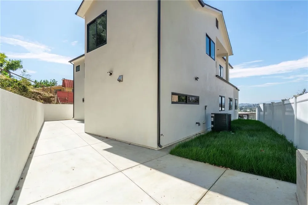 370 Electric Monterey Park, CA 91754