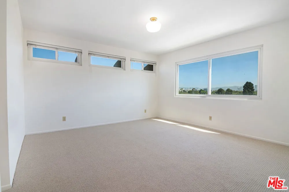 12100 Marine Street Los Angeles, CA 90066