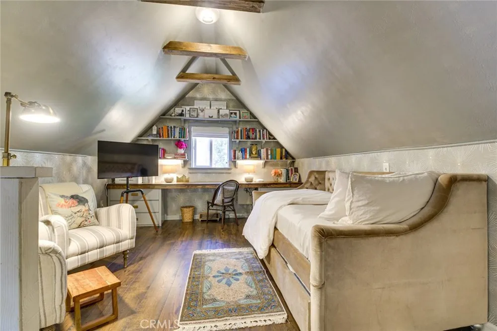 652 E Victoria Court Lake Arrowhead, CA 92352