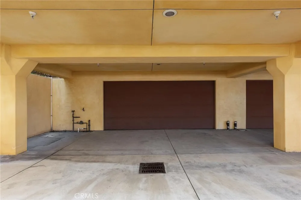 1551 Artesia Boulevard #4 Manhattan Beach, CA 90266