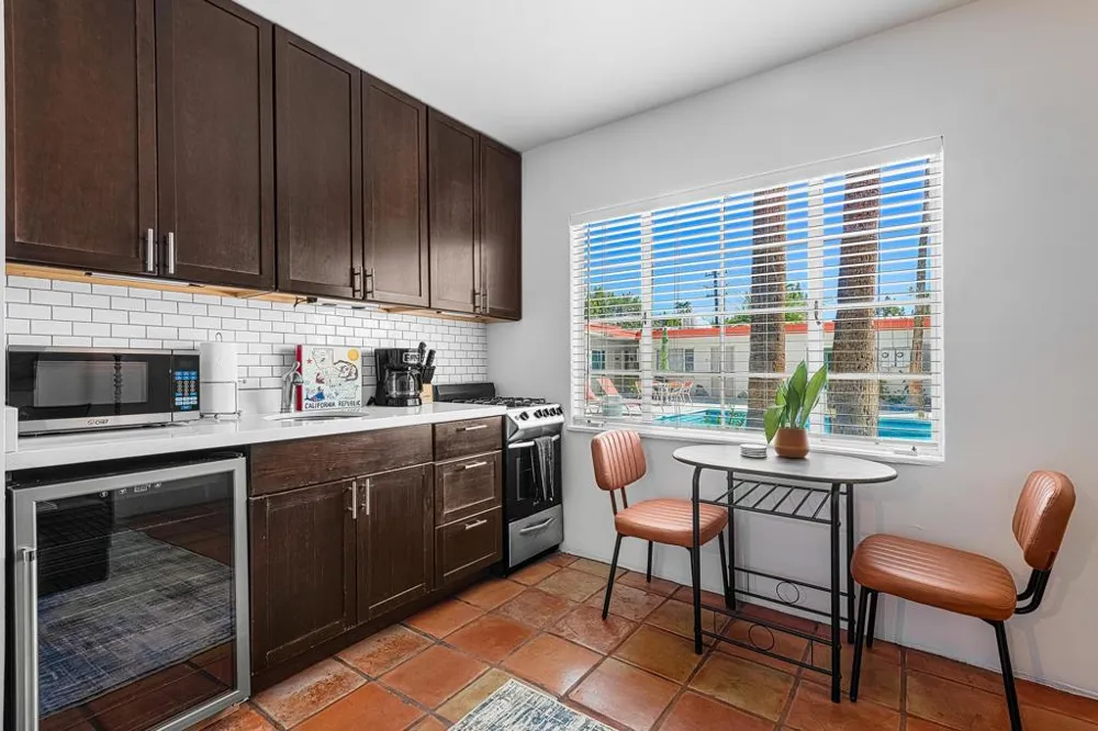 314 E Stevens Road #2 Palm Springs, CA 92262