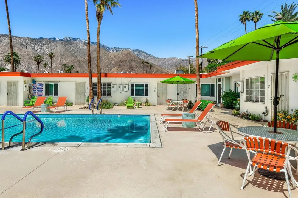 314 E Stevens Road #2 Palm Springs, CA 92262