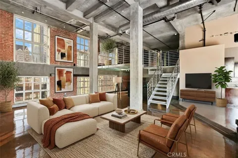 312 W 5th Street #1204