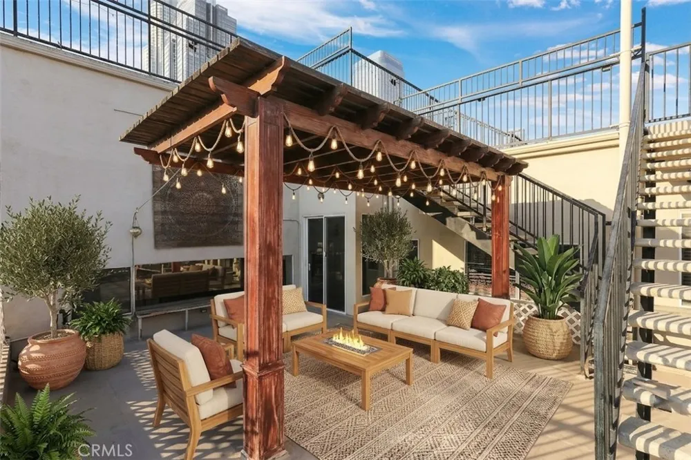 312 W 5th Street #1204 Los Angeles, CA 90013
