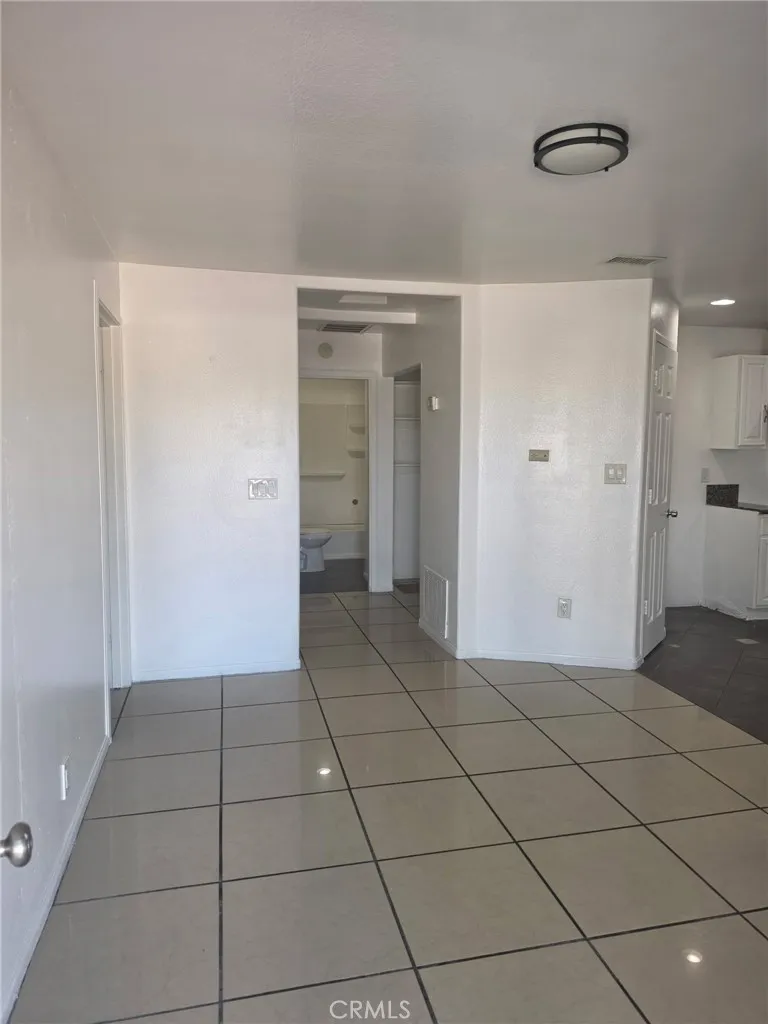 10674 Locust Ave. Bloomington, CA 92316