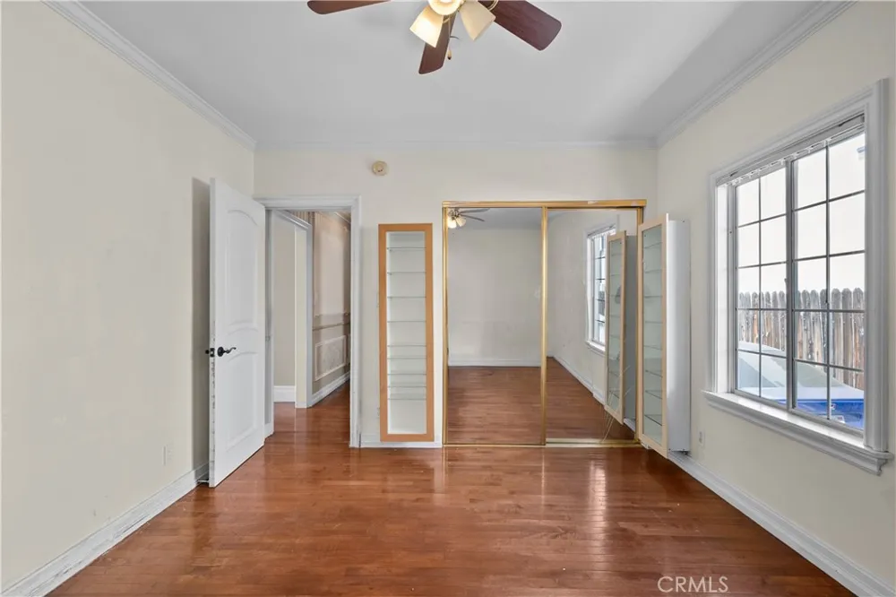 1220 Western Avenue Glendale, CA 91201