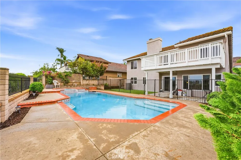 17911 Paseo Del Sol Chino Hills, CA 91709