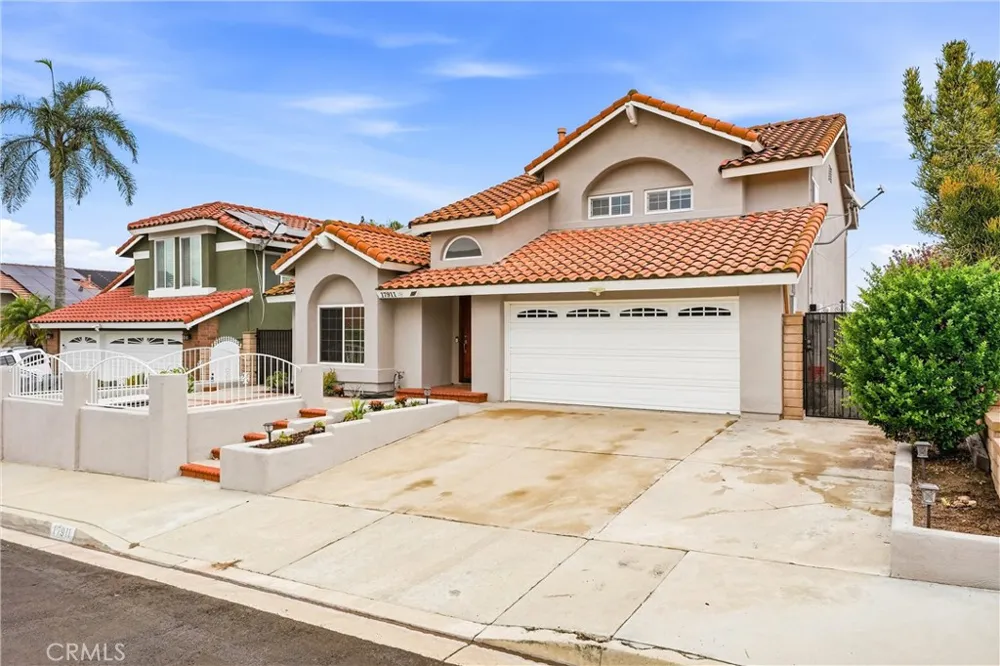 17911 Paseo Del Sol Chino Hills, CA 91709