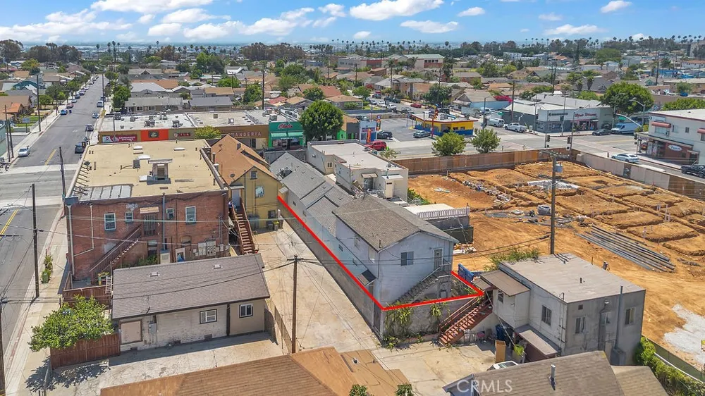 3583 E 1st St East Los Angeles, CA 90063