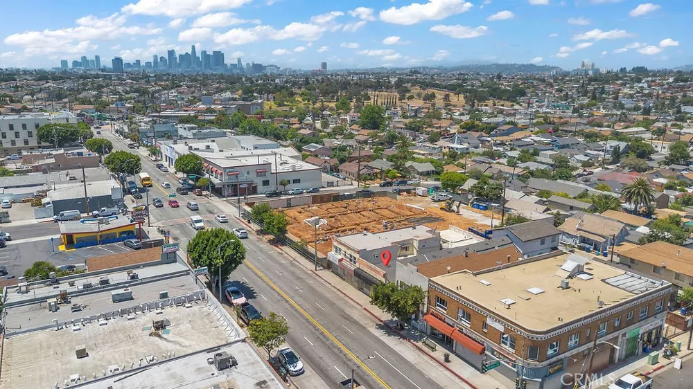 3583 E 1st St East Los Angeles, CA 90063