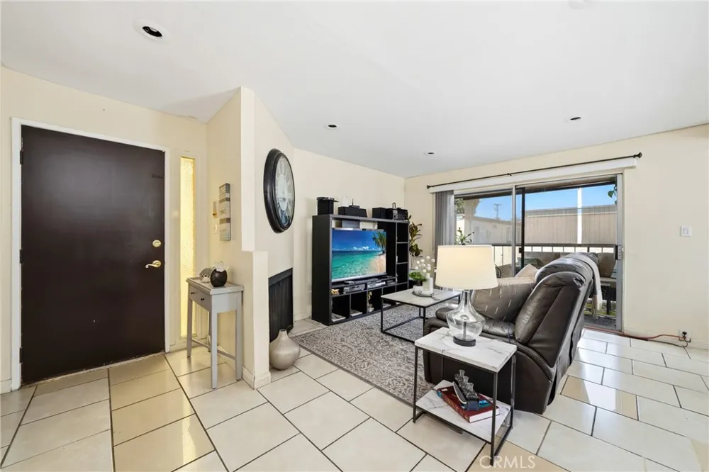 16322 Eucalyptus Avenue #7 Bellflower, CA 90706