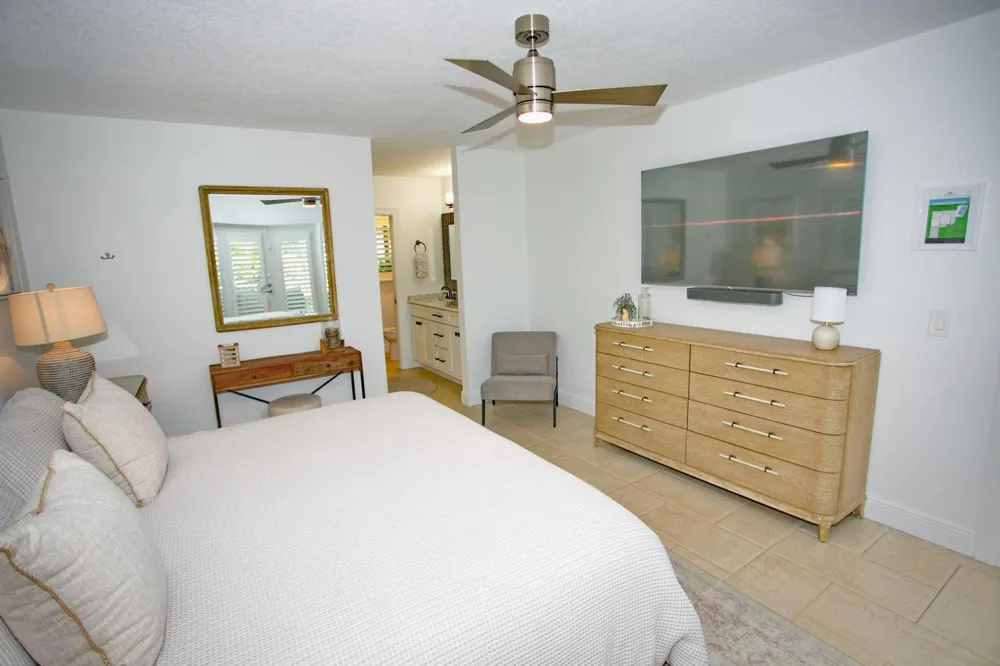 4110 NE 27TH AVENUE Lighthouse Point, FL 33064