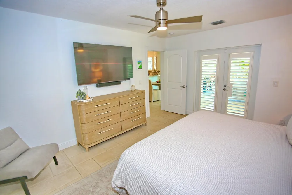 4110 NE 27TH AVENUE Lighthouse Point, FL 33064