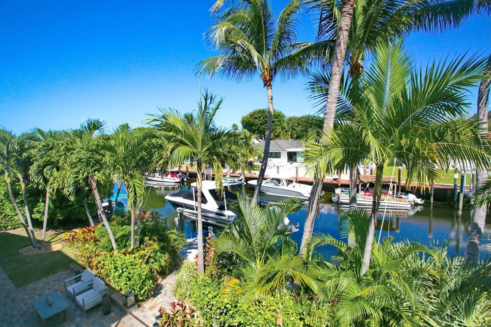 4110 NE 27TH AVENUE Lighthouse Point, FL 33064