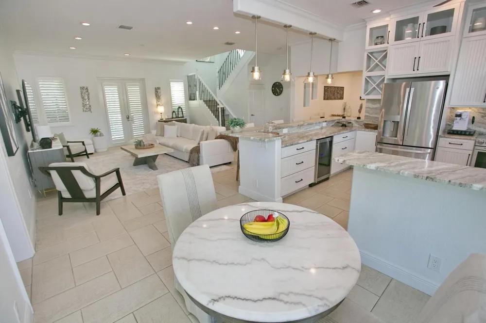 4110 NE 27TH AVENUE Lighthouse Point, FL 33064