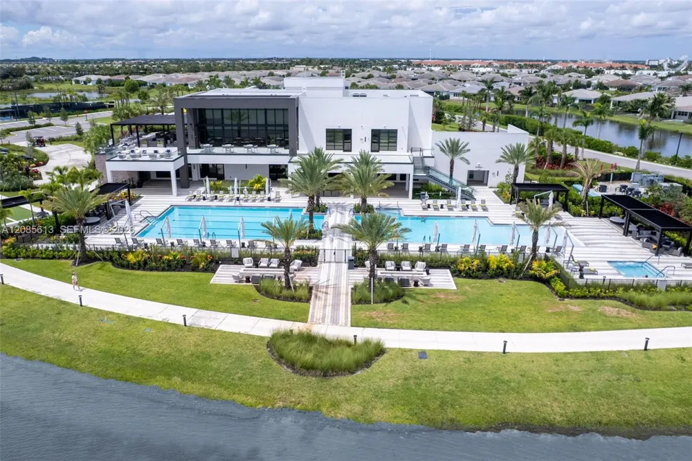 11550 SW Viridian Blvd Port St. Lucie, FL 34987