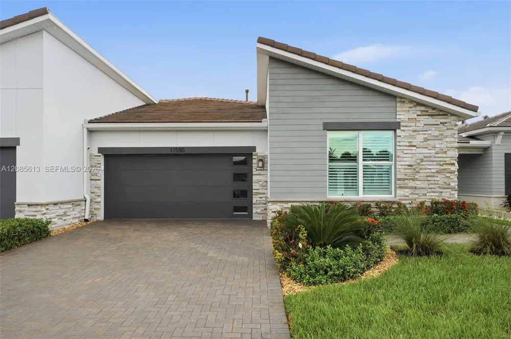 11550 SW Viridian Blvd Port St. Lucie, FL 34987